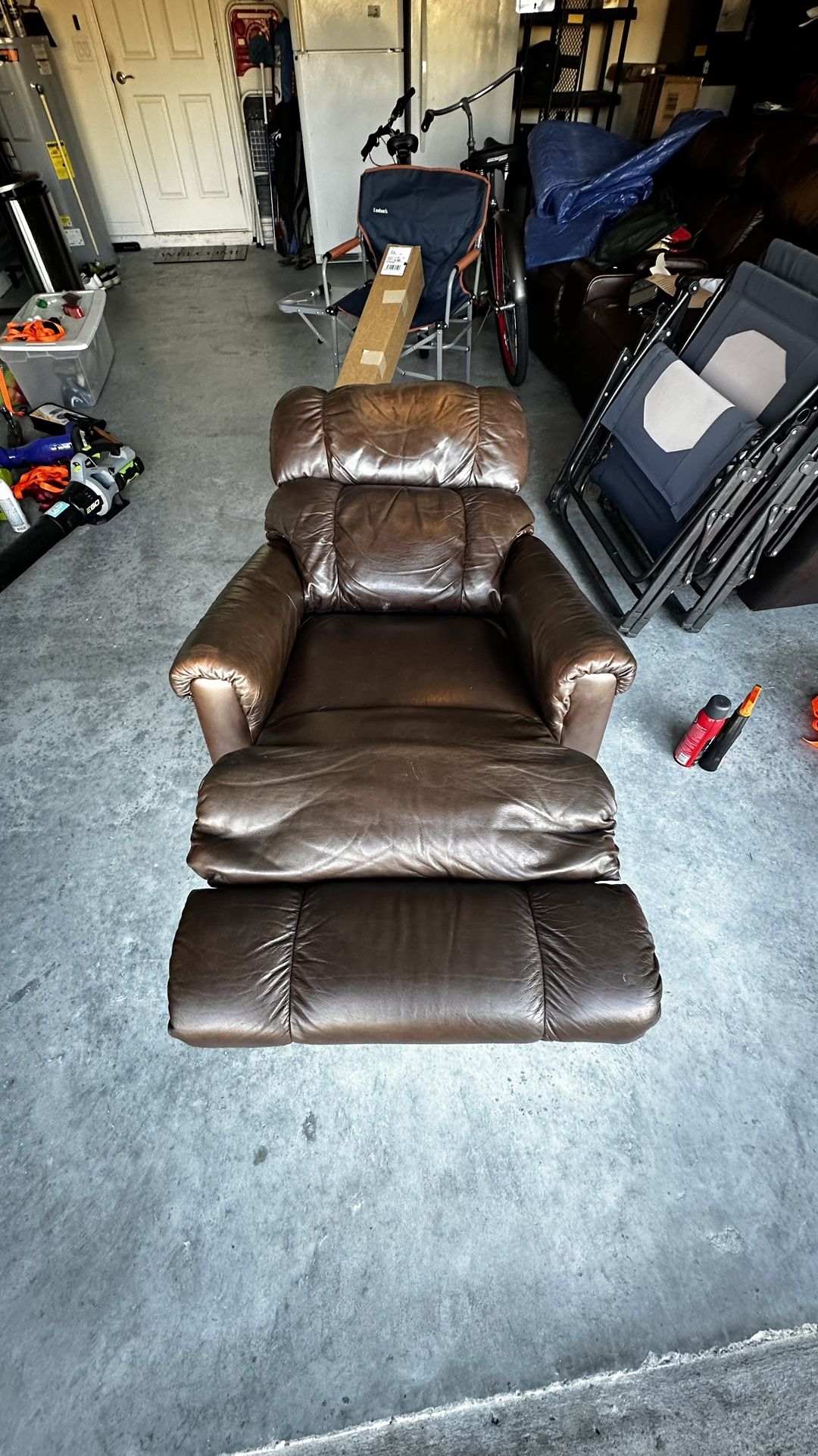 💺 Upgrade Your Living Room — Brown Leather Recliner Armchair