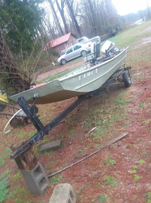 14 ft Jon boat for Sale in Dalton, GA OfferUp