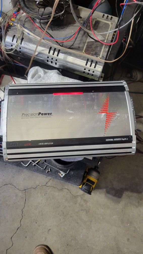 Precision Power Amplifier 800 Watts