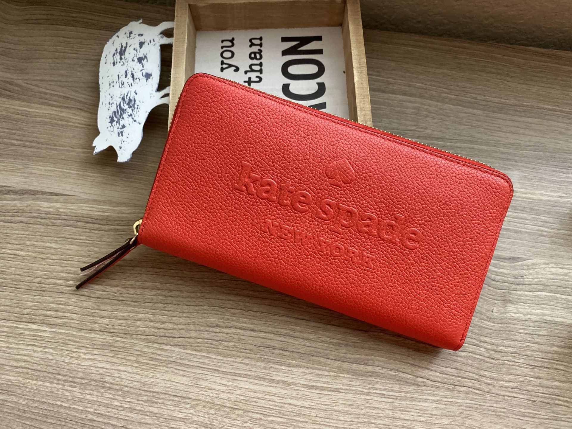 Kate Spade Logo Zip wallet Red