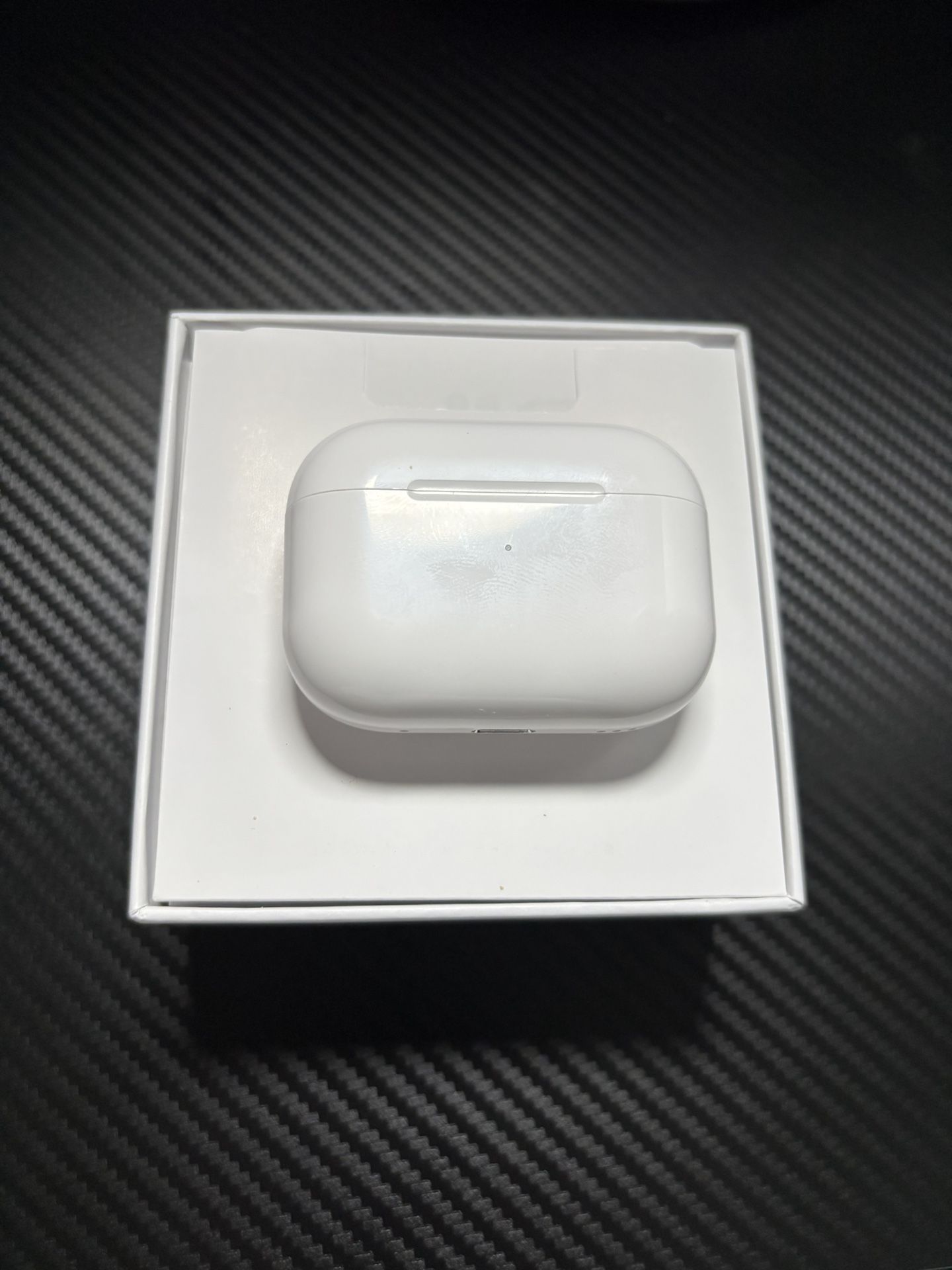 AirrPods Pro 2nd Generation with Magsafe USB-CCharging