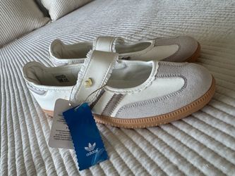 Jane Samba Adidas -Bridgerton
