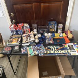 LARGE SPORTS MEMORABILIA LOT FLAGS BALLS AUTOGRAPHS HELMETS SPORTS ILLUSTRATED PEWTER FIGURES BEARS YANKEES DBACKS NOTRE DAME