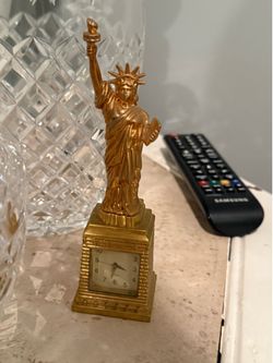 State of liberty clock