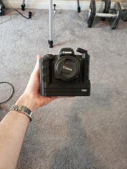 Canon EOS M50 Mirrorless Camera