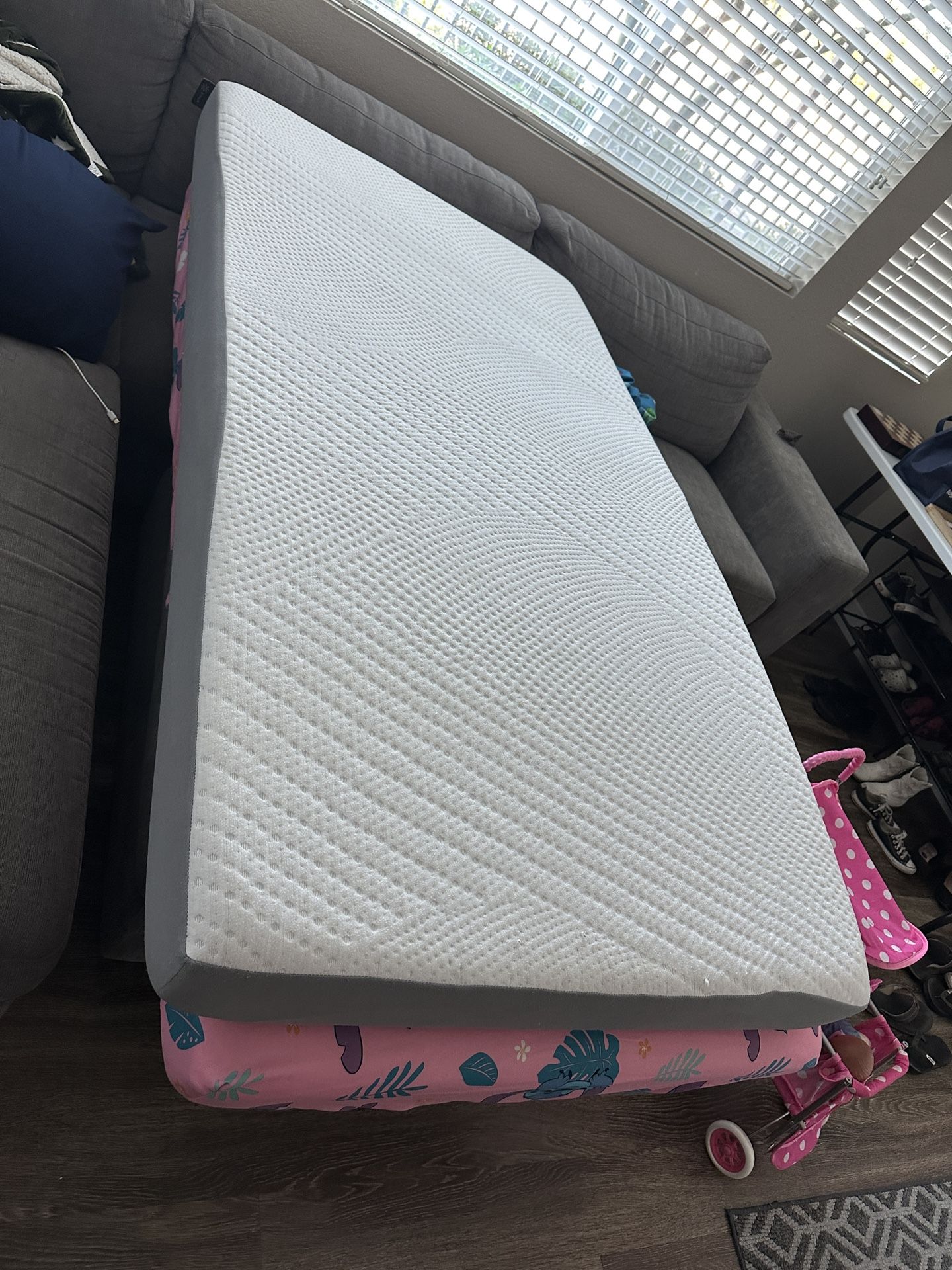 (2) Zinus Twin Size Mattress