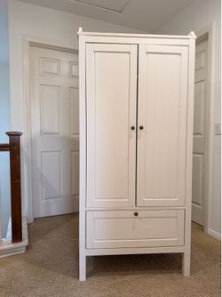IKEA SUNDVIK Wardrobe white