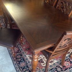 Dining room table 