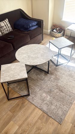 Coffee table with 2 side tables