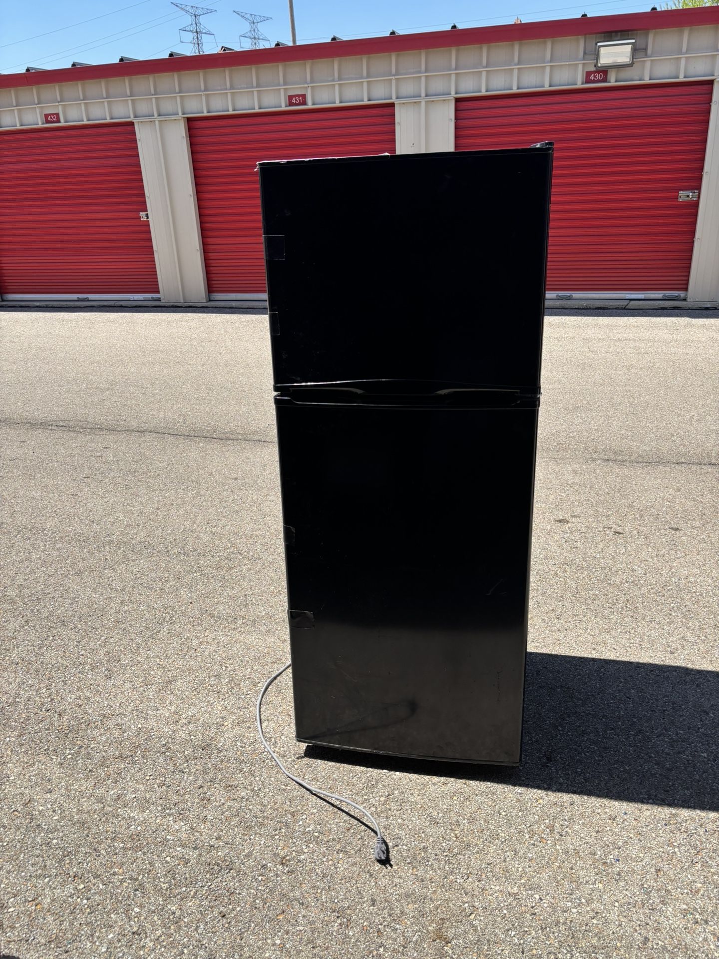 Refrigerator