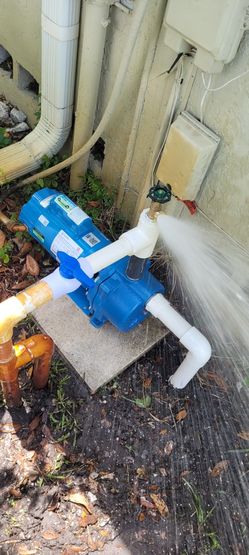 Goulds GT15 Sprinkler Pump 1.5 HP pump Brand New