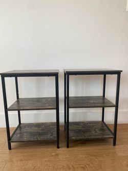 Set of 2 End Tables