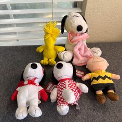 Peanuts Snoopy Woodstock Charlie Brown Plush Lot of 5