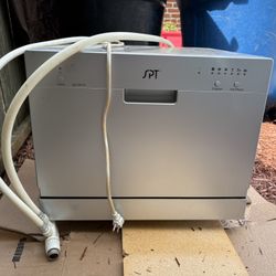 SPT countertop dishwasher