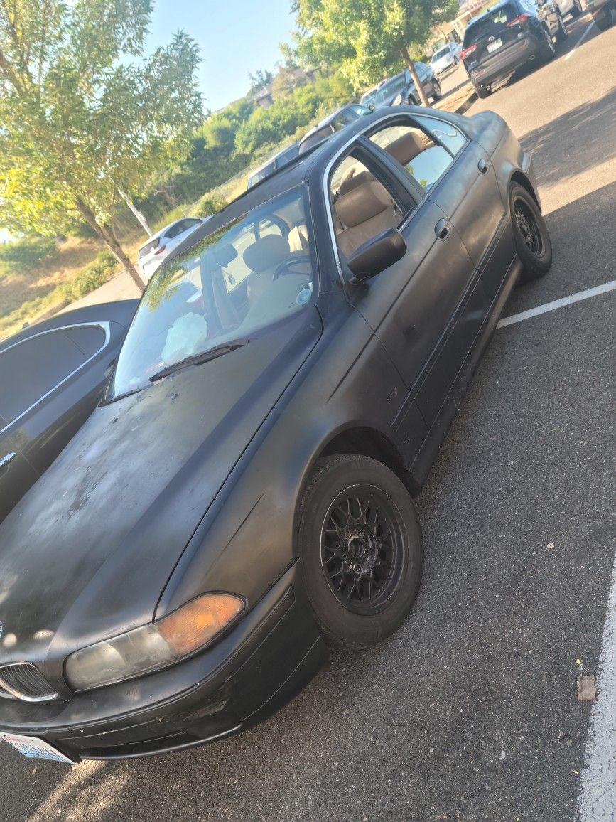 1998 BMW 528i