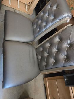 Dinette table and chairs