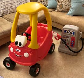Little Tikes Kids Push Ride and Gas Pump