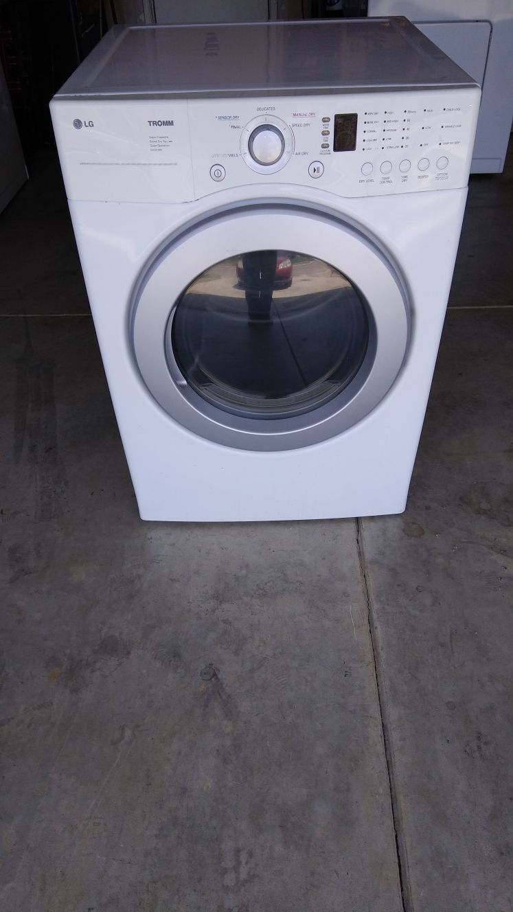 LG Tromm Electric Dryer for Sale in Dinuba, CA OfferUp