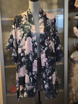 Victoria's Secret Silky Feel Floral Robe With Ruffle Sleeves & Hem