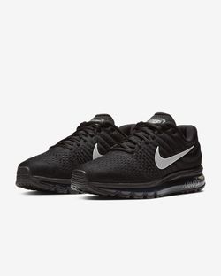 Nike Air Max 2017
Men's Shoes Size 11