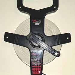 100 Foot Fiberglass Measuring Tape