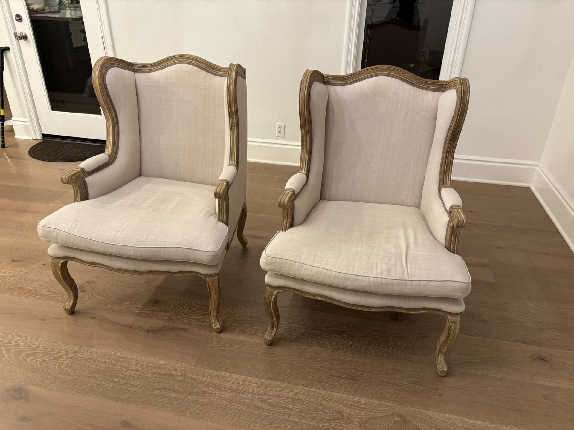 Accent Chairs