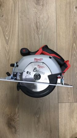 MILWAUKEE CIRCULAR SAW