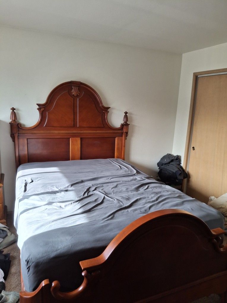 Beautiful Queen Wood Bed Frame