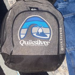Small Quicksilver Back Pack Perfect For The Outdoors 