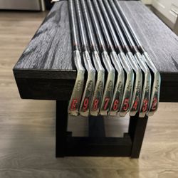 Golf Iron Set (Ben Hogan)