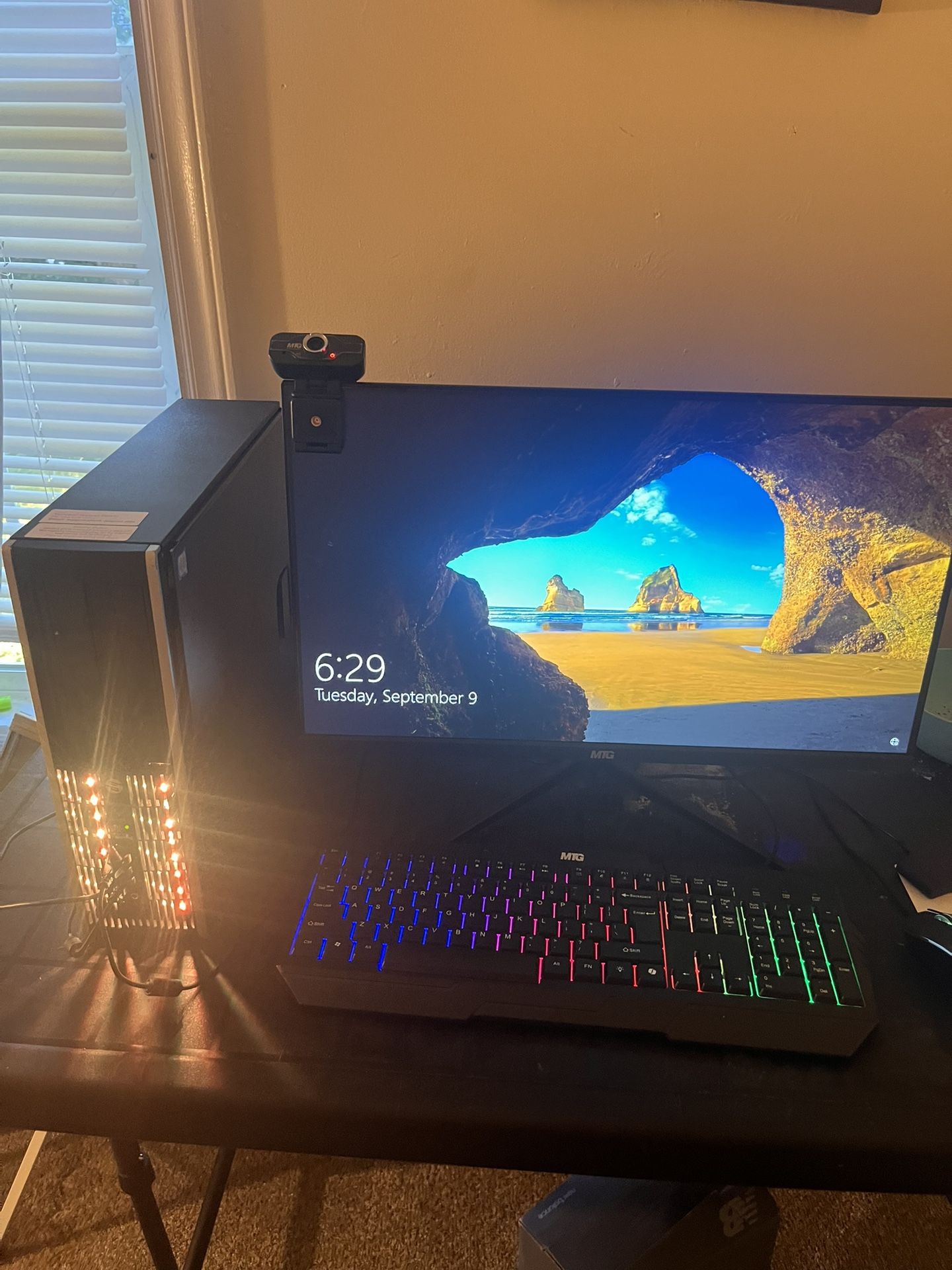 Pc And Monitor 