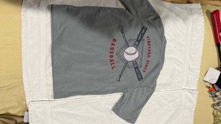 Size 4 vineyard vines, shirt for boys: gray color