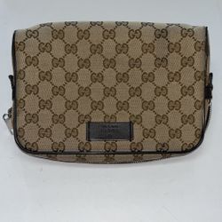 Gucci Body Waist Bag, Used Condition, Entrupy Verified 