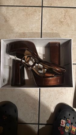 Heels/shoes