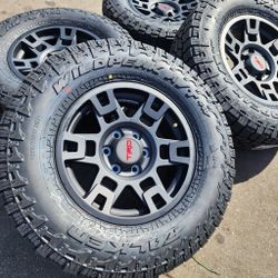 New OEM ORIGINAL TOYOTA TRD PRO  RIMS 17"  Wheels New  Tires