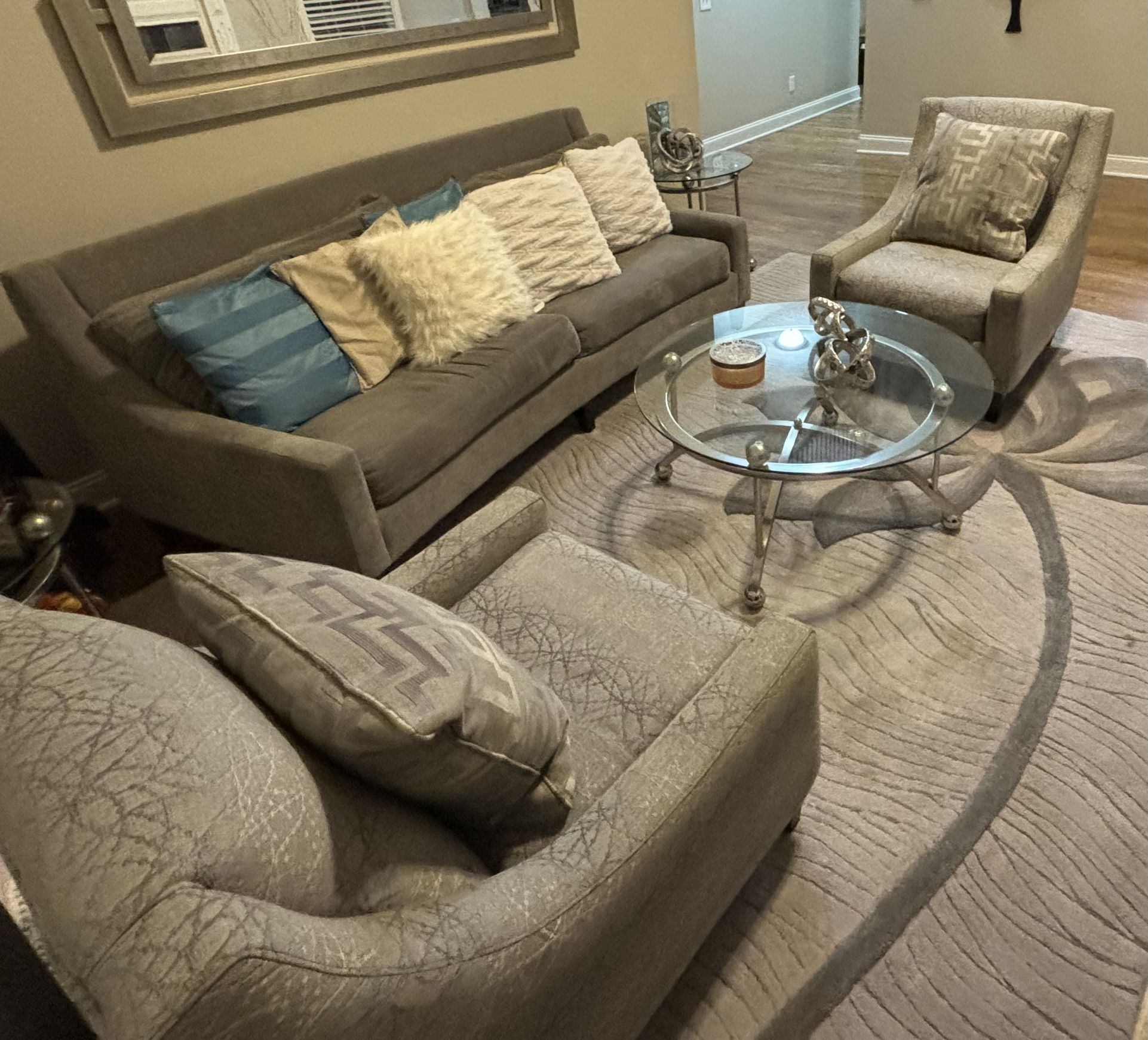 Living Room Set - Individual Items Available