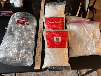 Clear Plastic Ornaments, 3”, 25 pcs + Fake Snow