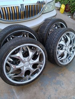 Set Of Tires In Car Tires In Very Good Condition