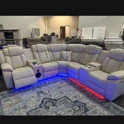 Brand New Elegant Leather Sectional Sofa Set W/LED and Speakers 