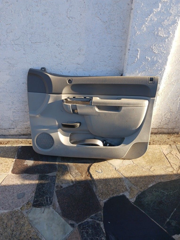2013 Silverado Door Panel