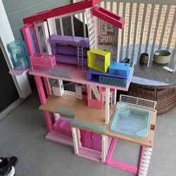 Barbie Dreamhouse