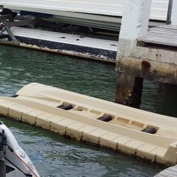 Jet ski dock  , jet boat canoa,dinghy, boat small floating dock  ez port # 3  of 15 with rollers for big jet ski flotante7 dock #3 ez  complet