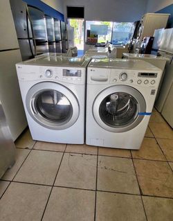 LG Front Load Washer & Dryer Set
