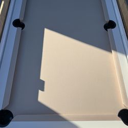 7 Ft Indoor/Outdoor Billiard Pool Table $2k only !