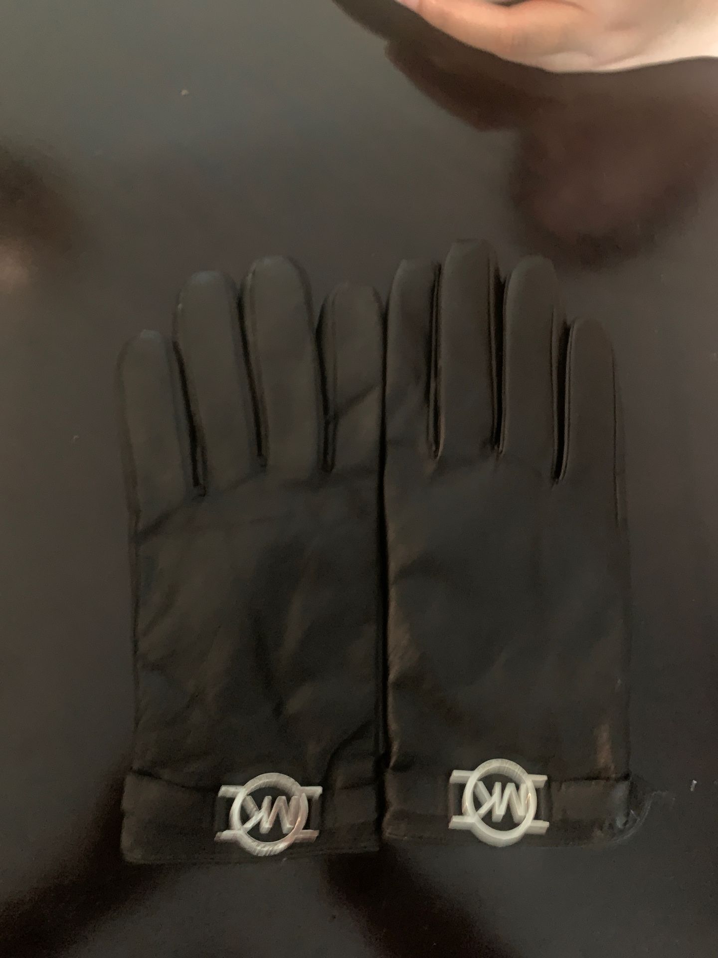 Michael Kors leather gloves size medium
