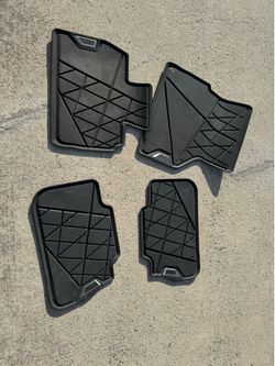 BMW ix all weather floor mats