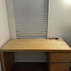 IKEA Malm Desk