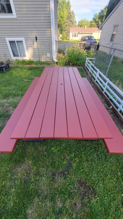 Picnic  table