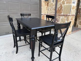Dining table with 4 chair and 1 extension