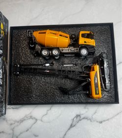 Top Race Diecast Metal Construction Trucks Models Set of 2 | Heavy Metal Toy Cement Truck and Construction Crane 1:50 Scale | Free Wheeler Die Cast Co